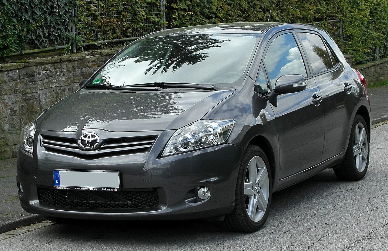 Тойота аурис 2007. Тойота аурис 2006. Toyota Auris 150. Toyota auris e150