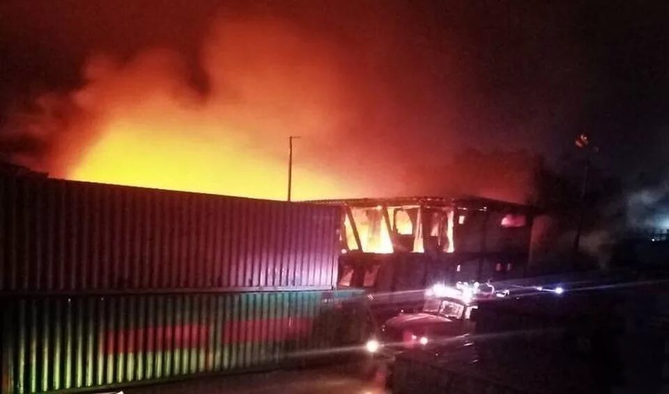 Грэс пожары. Пожар на грэс сахалин. южноспхалинск шрэс ожар. пожар на сахалинской грэс 2. пожар на сахалинской грэс сегодня.