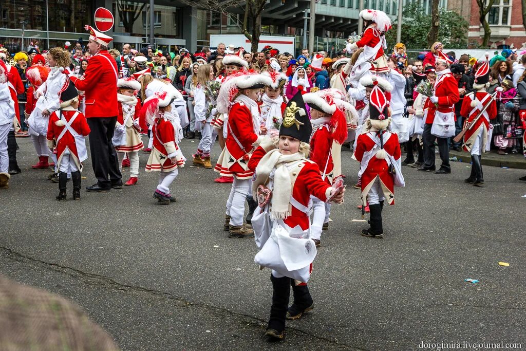 Кельнский карнавал. Кельн карнавал. Европа какие праздники. Европа какие праздники. Карнавал кельн 2022.