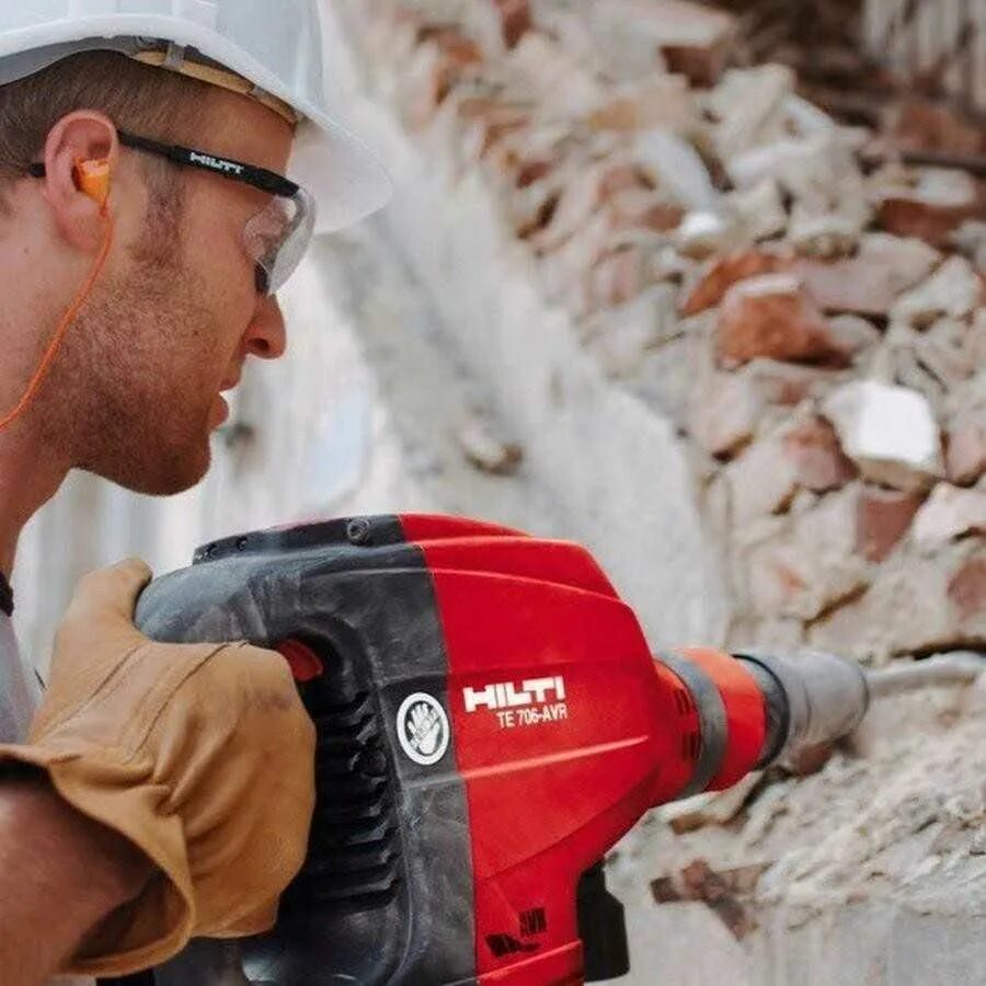 Демонтаж сайт. Hilti te 706. фото демонтажных работ. демонтаж стен и перегородок. демонтаж стен.