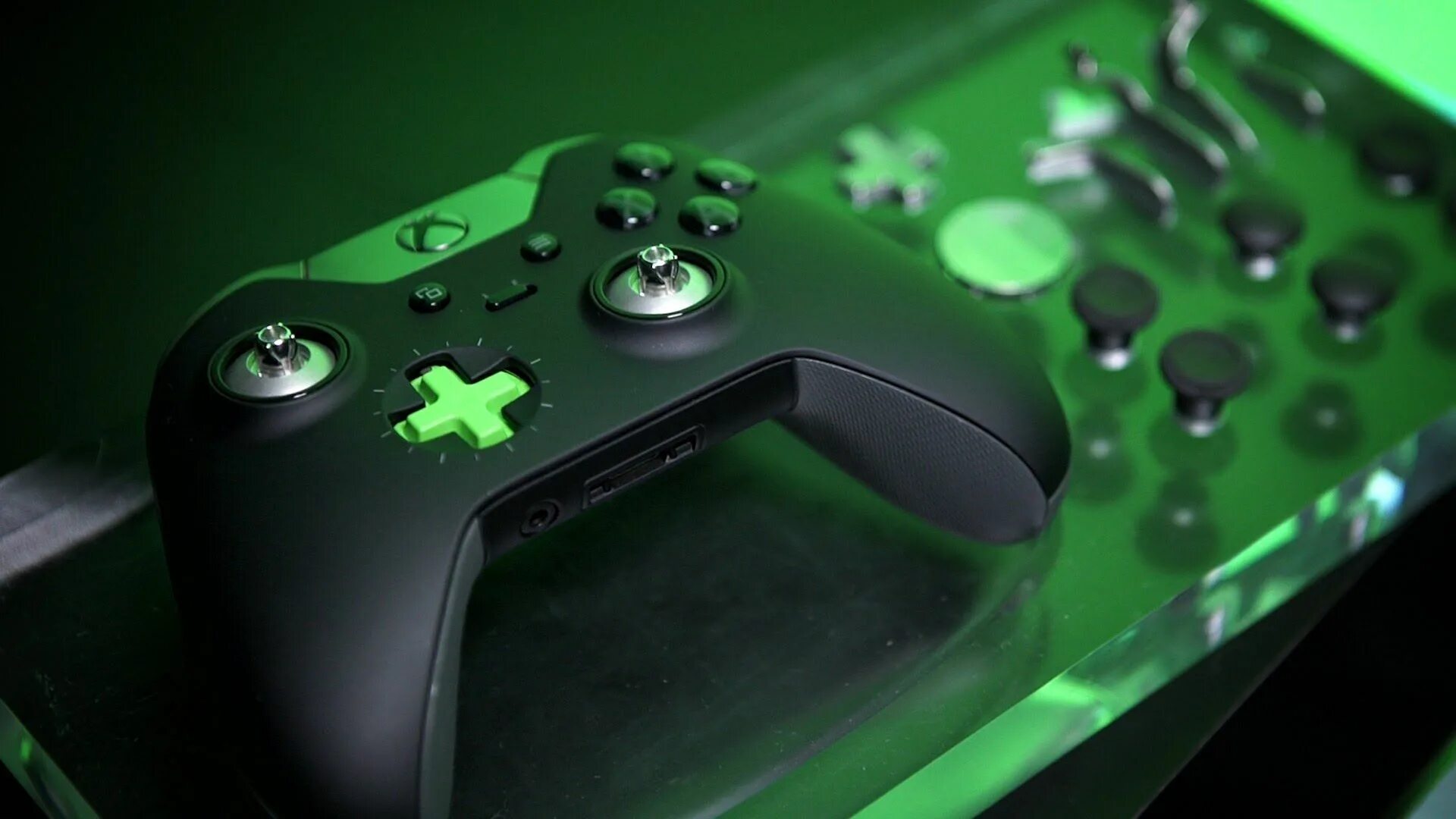 Можно ли xbox. Xbox в 5020. Хбокс Ванис. Геймер Xbox one. Хбокс зеленый.