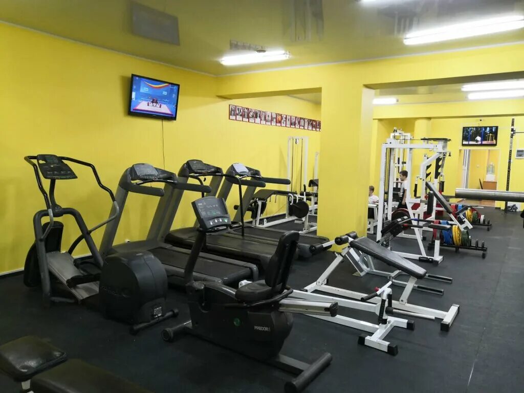 Спортзал метеор. Тренажерный зал метеор жуковский. Фок метеор балашиха тренажерный зал. Papa smith fitness маршала тухачевского. Тренажерный зал метеор жуковский.