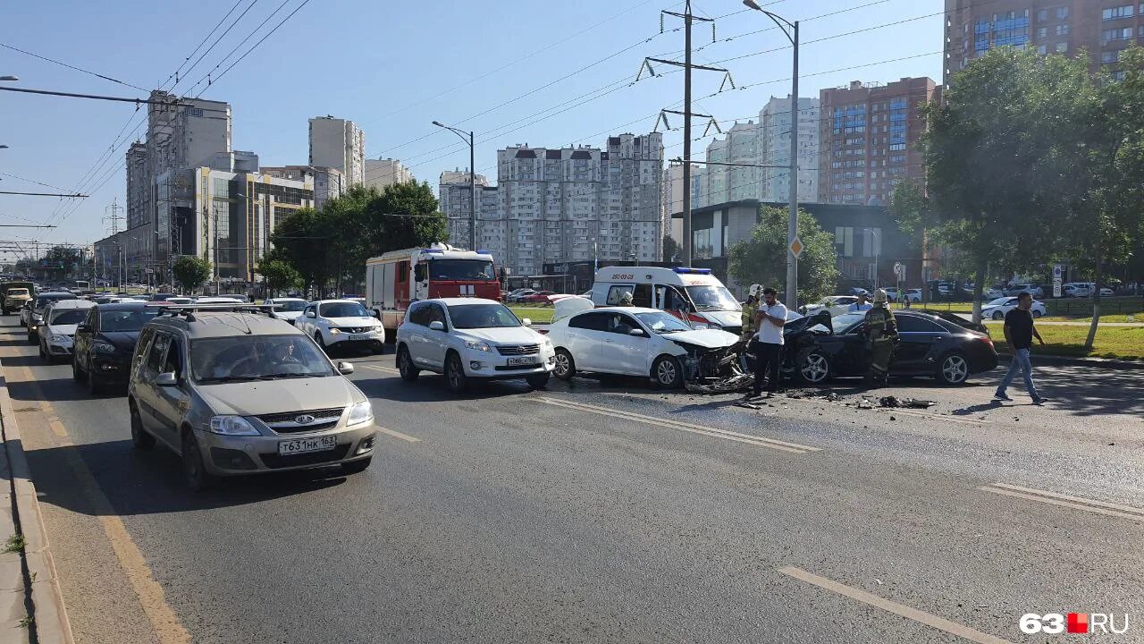 Изменения октябрь 2019. ДТП Самара Московское шоссе. Авария на Московском шоссе Самара. Авария на Московском шоссе вчера Самара.