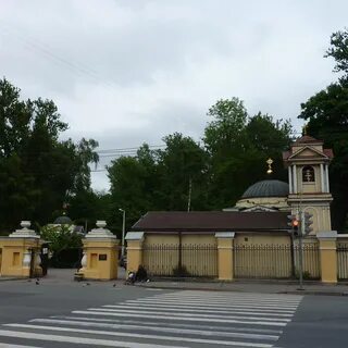 Большеохтинское кладбище