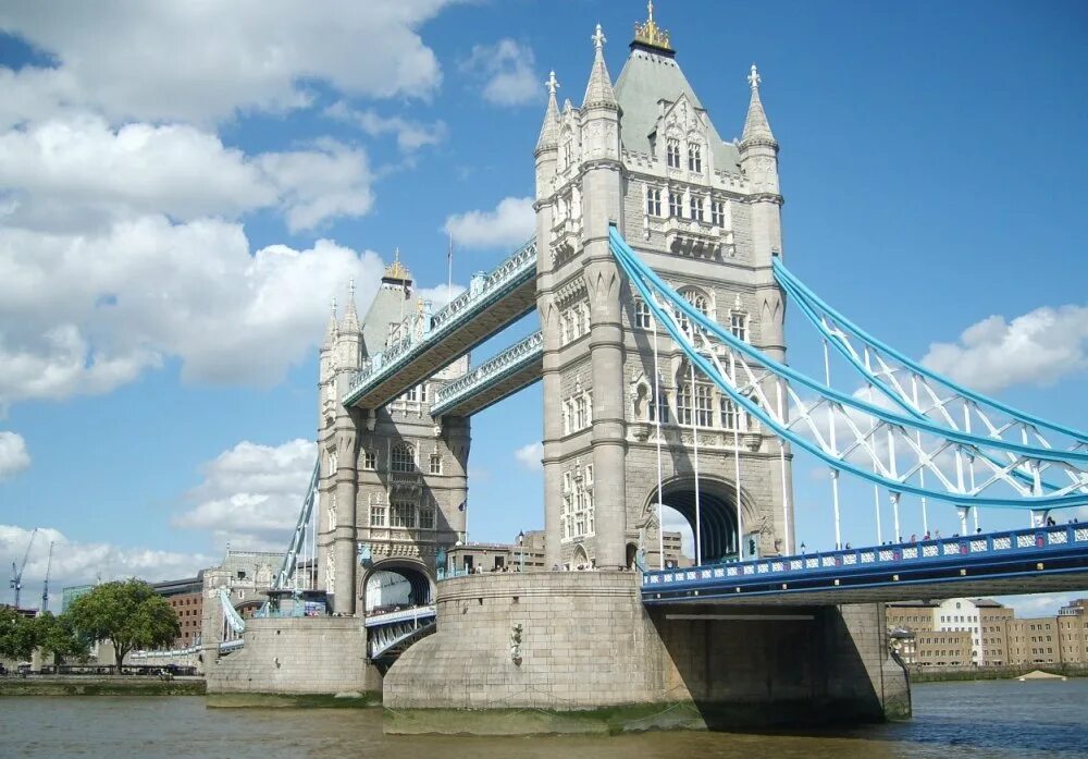 Тауэрский мост в Лондоне. Тауэрский мост Арзамас. Тауэрский мост достопримечательности Лондона. Лондонский Тауэр мост фото.