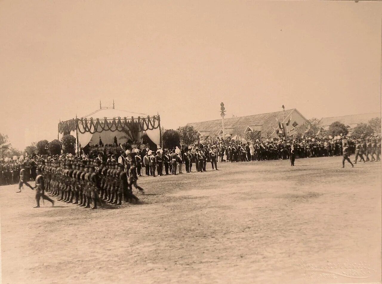 Парад на Ходынском поле 1918 г.. 1 Мая парад красной армии на Ходынском поле. 1 Мая 1918 года Ходынское поле.