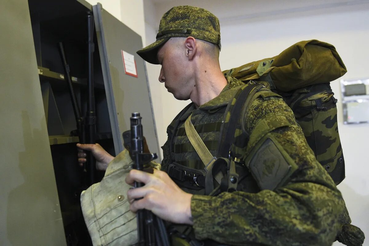 Раскройте понятие военная тревога. Боевая готовность. Боевая тревога в армии. Войска в боевой готовности. Подъем по тревоге.