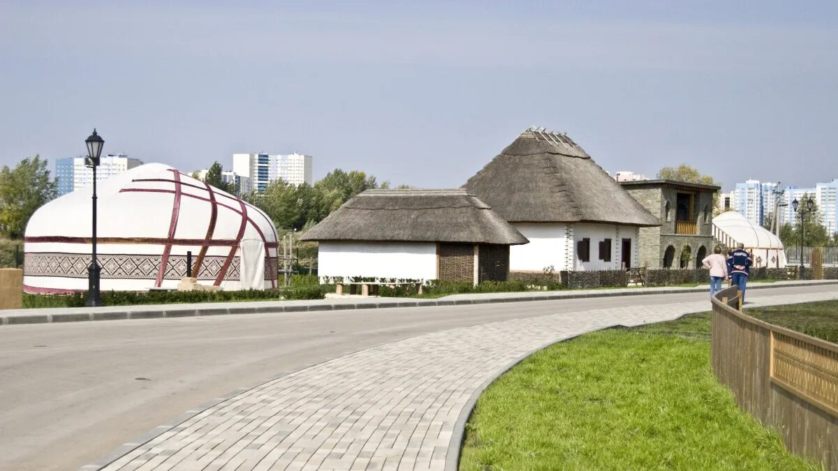 Этнопарк самара волгарь. Этнокультурный парк самара. Этно парк дружба народов самара. Парк дружбы народов в самаре волгарь. Этно парк самара.
