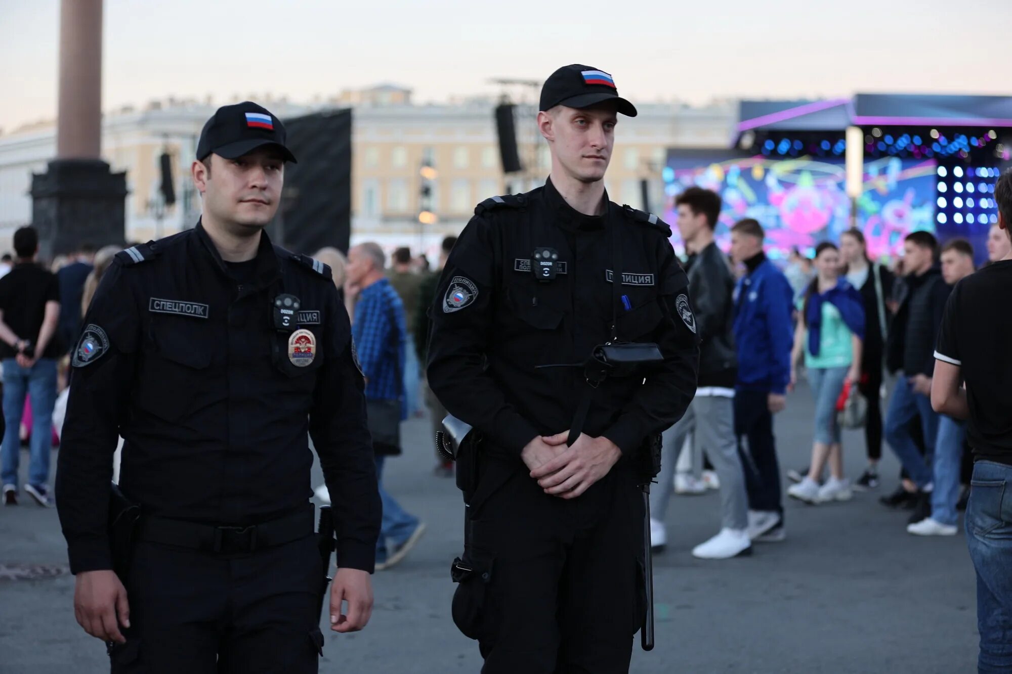 Добровольцы полиции. Специальный полк полиции санкт-петербурга. полицейский россии. российская полиция. полицейский спб.