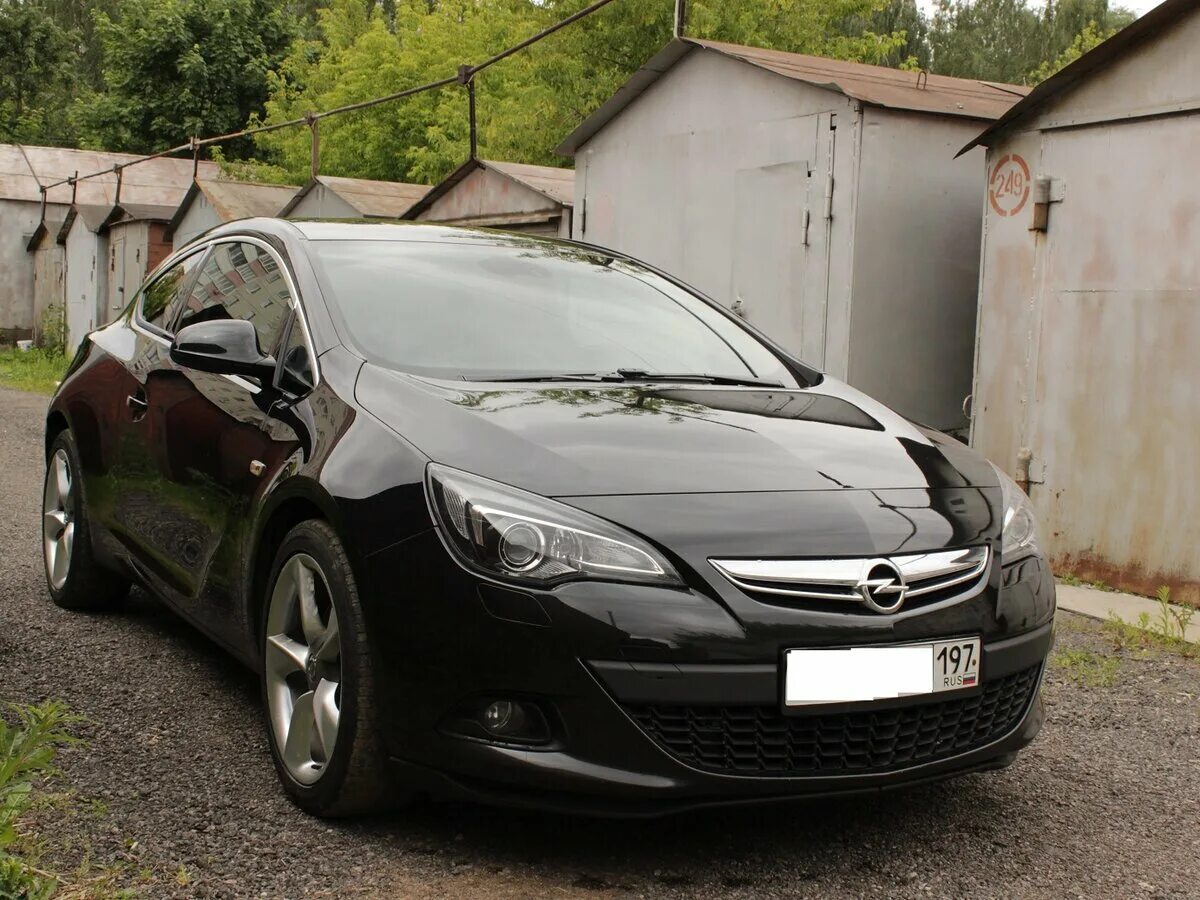 Opel astra черный. Opel Astra j 1.6. Opel Astra GTC 1.6. Astra j GTC 1.6.