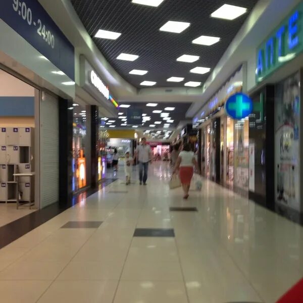 лазурный энгельс внутри. торговый центр лазурный энгельс список магазинов. детский мир тц лазурный энгельс. лазурный магазины. тц лазурный саратов.