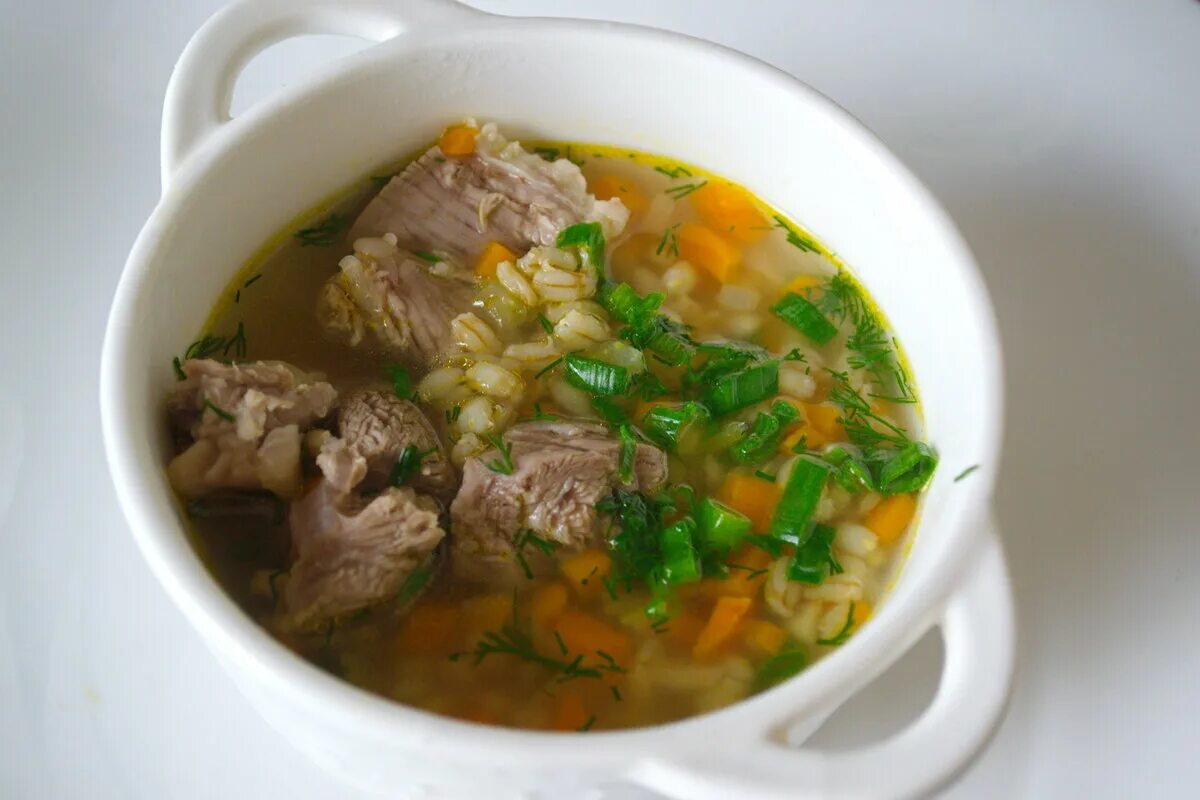Мясо с бульоном как называется