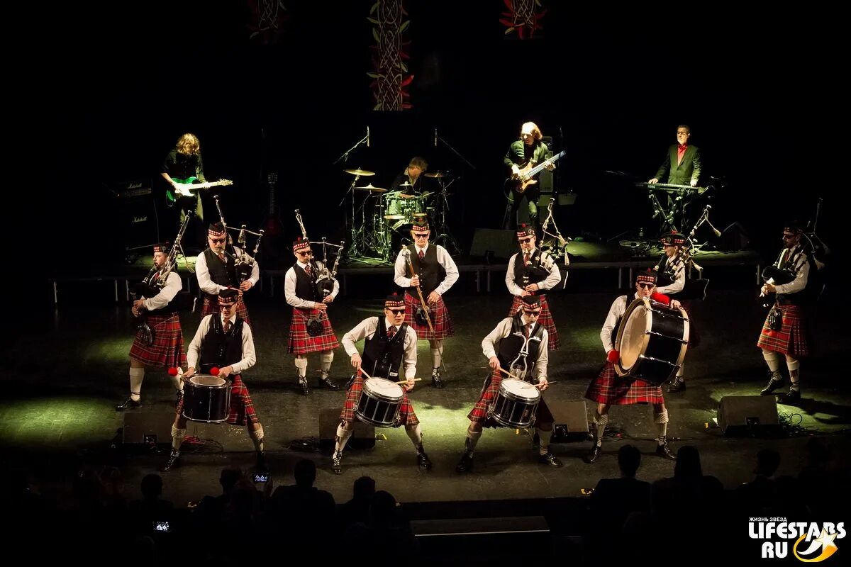 Оркестр волынщиков. Оркестр волынщиков москвы. волынка оркестр.