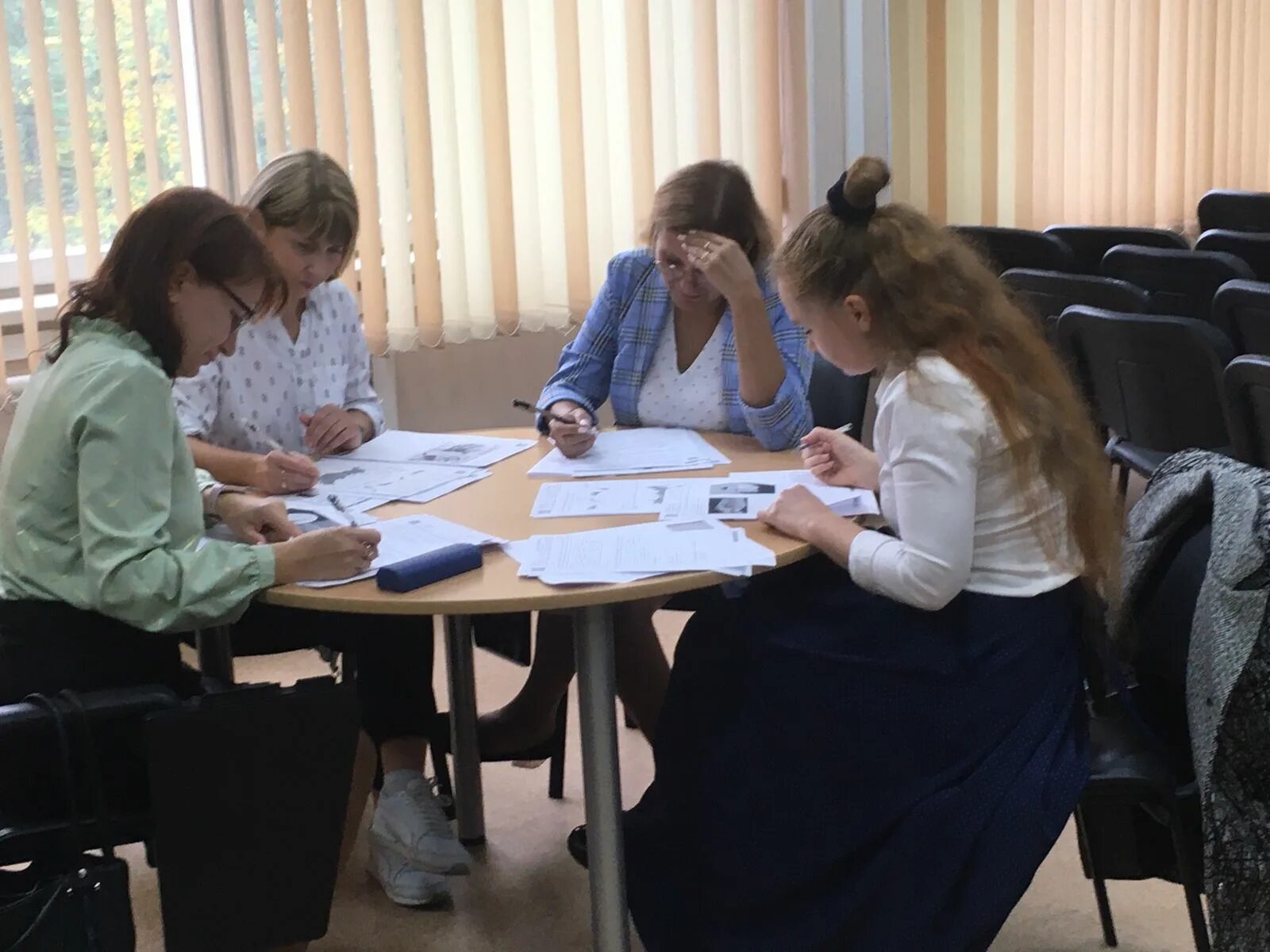 Учительская конференция. Учителя самары. Учителя первой гимназии самара. Школа 123 самара. Учитель года самарской области 2021.