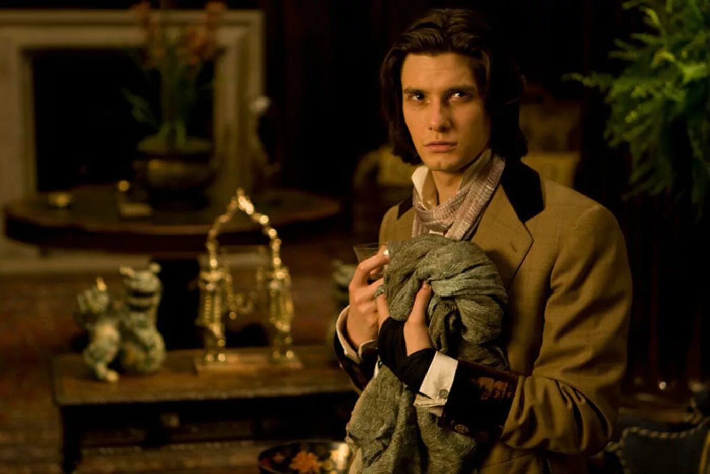 Дориан грей главные герои. Бен барнс дориан грей. дориан грей 2009 бен барнс. бен барнс дориан грей кадры. дориан грей фильм 2009 бен барнс.