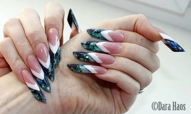 Edge nails