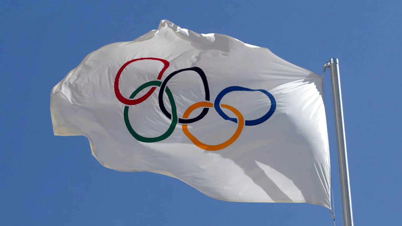 Флаг зимних олимпийских игр. Олимпийские игры Олимпийский флаг. Олимпийский флаг 1988. Олимпийский флаг 1913. Кольца Олимпийских игр.