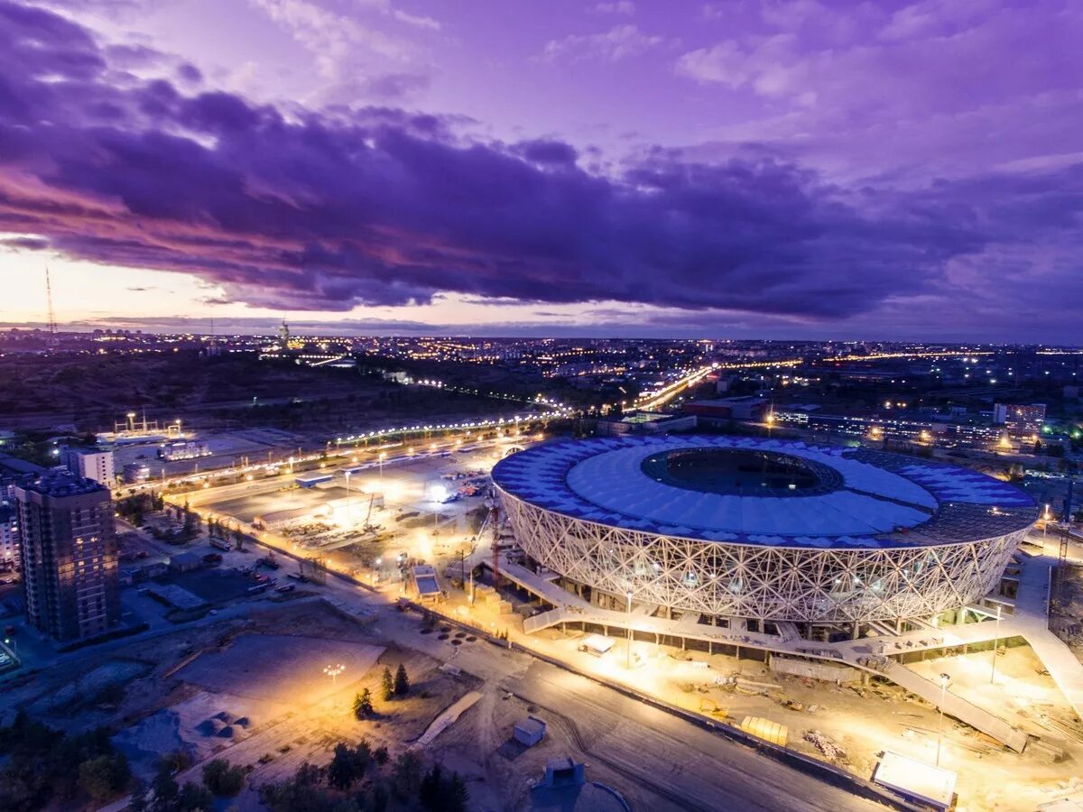 Arena волгоград. Волгоград Арена. Волгоград Арена Волгоград. Стадион Волгоград Арена. Стадион Волгоград Арена ночью.