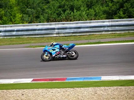 High speed race
