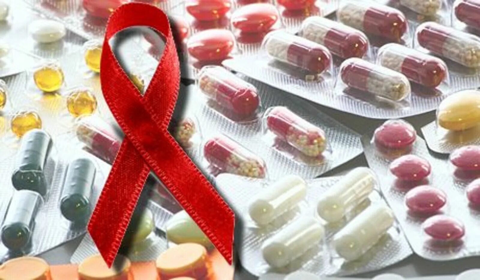Лекарство от СПИДА. ВИЧ таблетки. Лекарства против ВИЧ. Антиретровирусная терапия препараты. Таблетки вич терапия