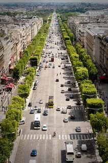 Des champs elysees