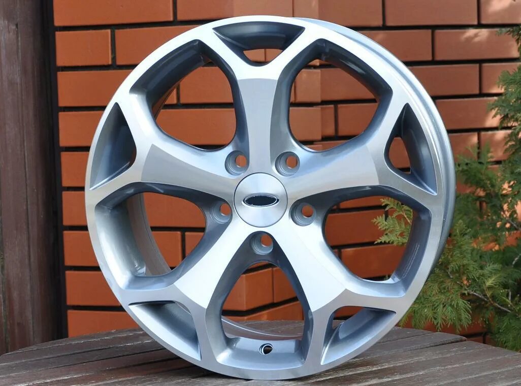 Купить литые диски 17 новые. Диски Форд r16 4x108. Диски Форд r16 4x108 Ronal. Ford r16 5x108. Литье Форд фокус 2 r16.