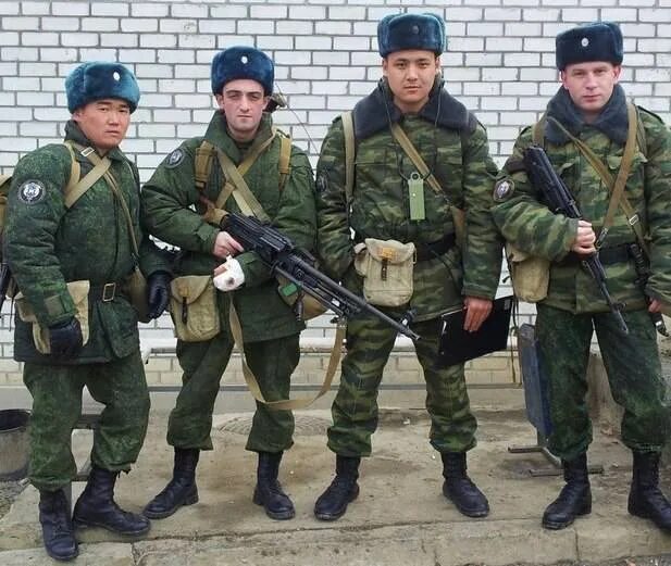 Стоит ли служить по контракту. Служба по контракту. служба по контракту в армии. военные контрактники. срочники в фсб.