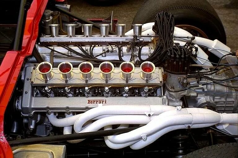 12 двиг. Феррари v12 engine. Ferrari v12 engine f1. Ferrari v12 engine Turbo. Ferrari v12 2023.