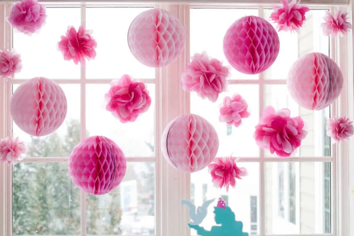 вытынанки новогодние шары. украшение окон шары из бумаги. вытынанки новогодние шары. новогодние шары для вырезания на окна. новогодние шары трафареты на окна.