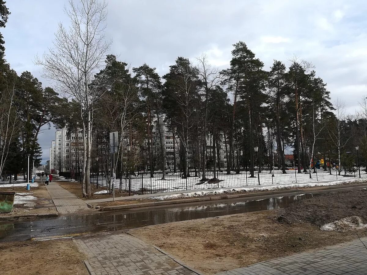 Кременки Жуковский район. Город Кременки Калужской области. Кремёнки Жуковский район Калужская область. Курчатовец Кременки.