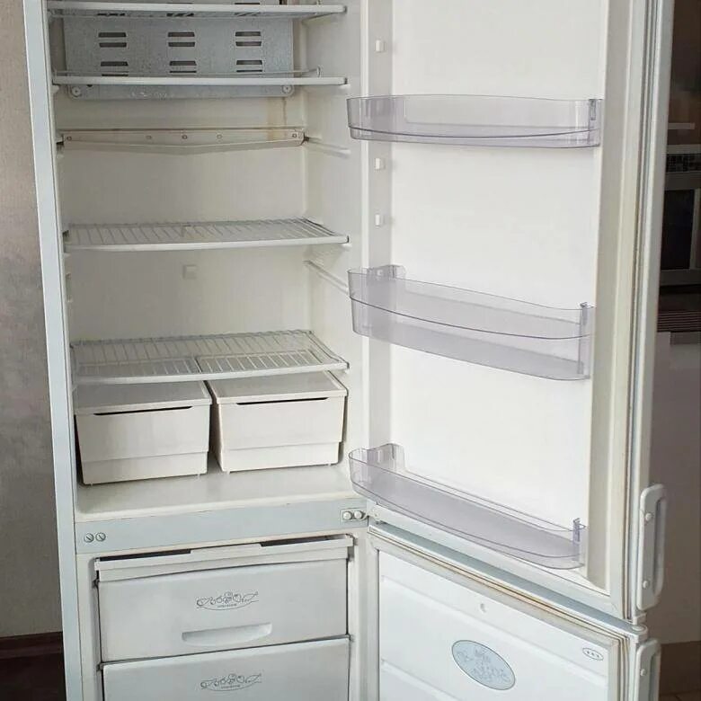 Атлант бирюса. Холодильник Бирюса 224. Холодильник Бирюса 224с-3. Холодильник Бирюса-224с-3 КШД-310/70. Бирюса холодильник Бирюса т633.