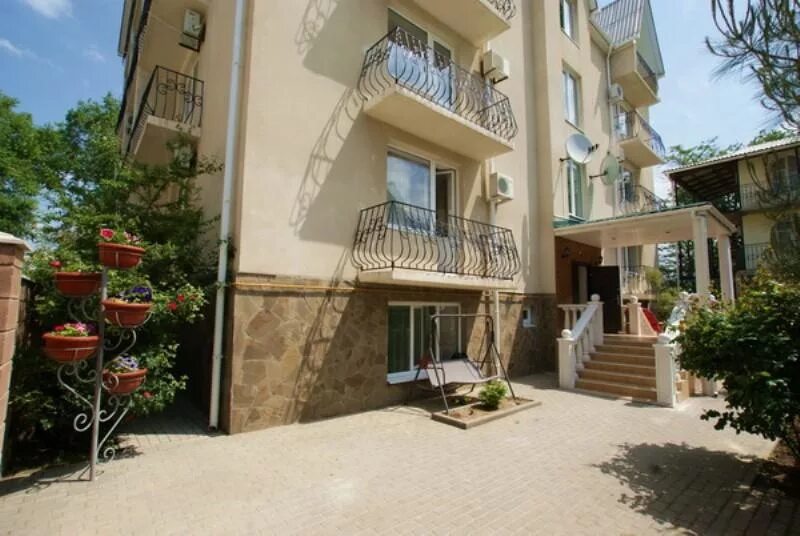 Коралл песчаное. Коралл песчаное. Udeco коралловая крошка. Крым бахчисарайский район с. Остров киш иран пляж.