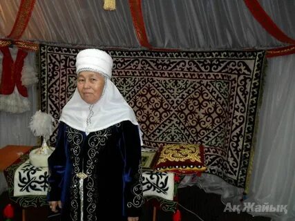 Мәнерлеп сырғанаушының киім ауыстыратын бөлмесіндегі жасырын камера