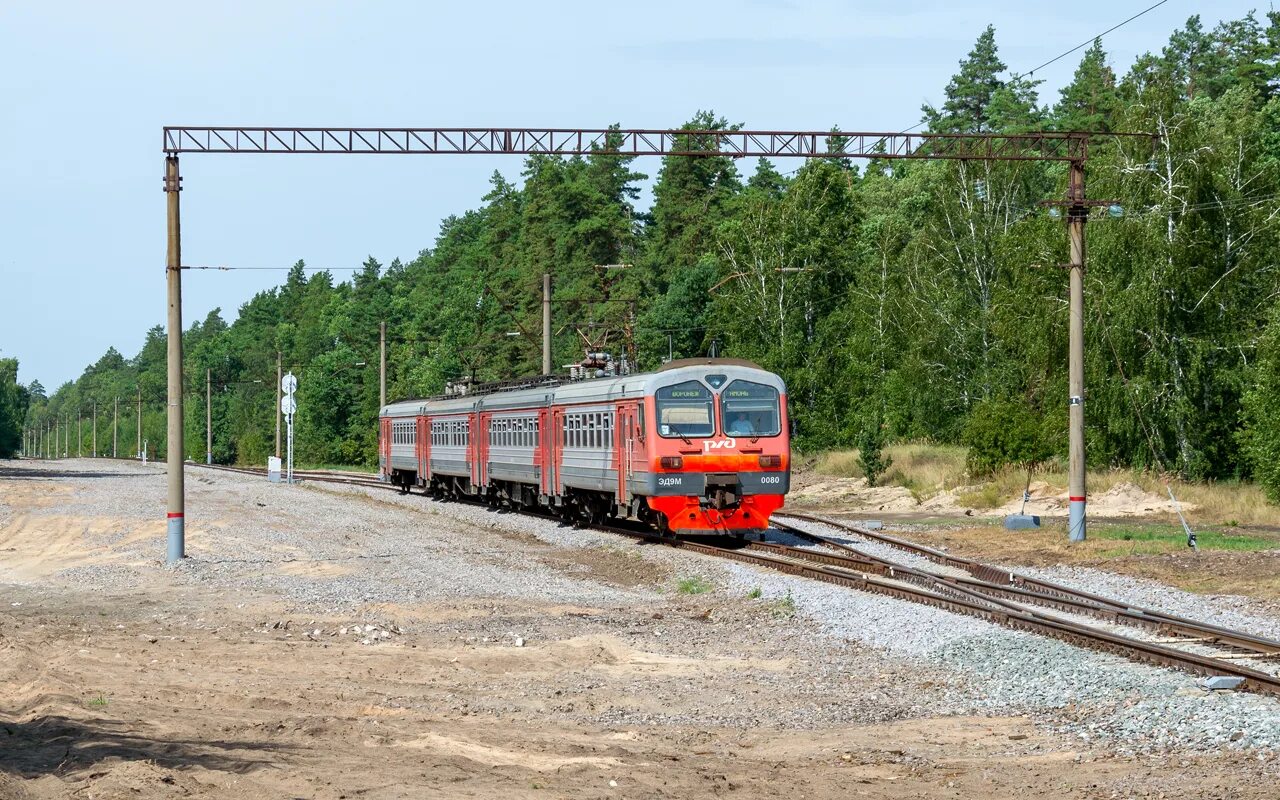 Эд9м 0080. Станция Бор Воронежская область. Станция Бор 2008 Нижегородская область. Станция Бор после реконструкции Воронежская область.