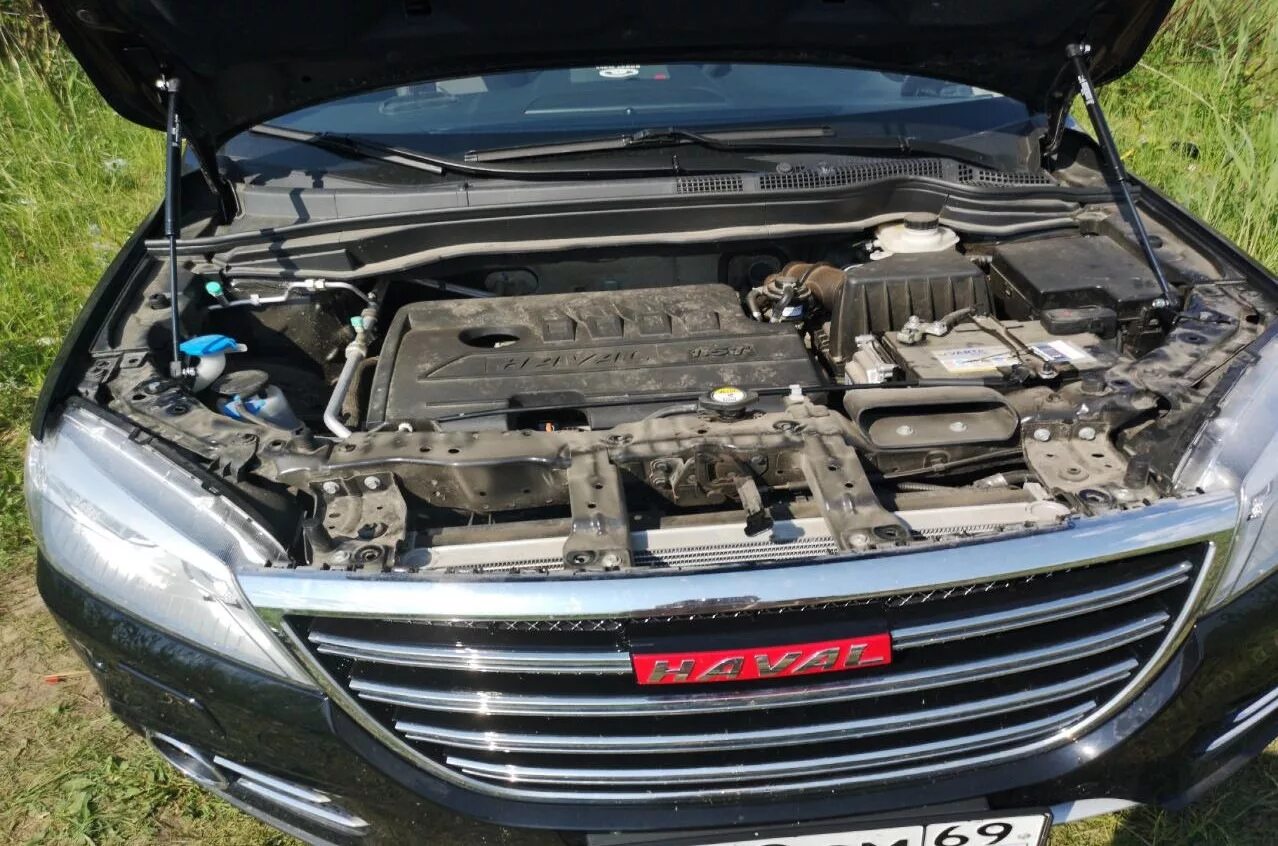 Упор капота Haval h6. Подкапотное пространство Haval h6. Haval h2 подкапотка. Хавал н6 под капотом.