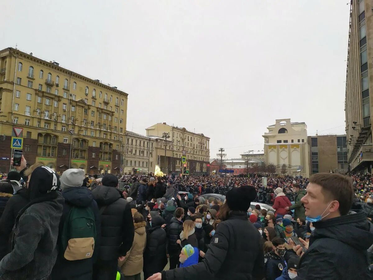 Пушкинская площадь Москва митинг 23. Митинг на Пушкинской площади. Протесты в Москве 23 января 2021. Пушкинская площадь протесты.