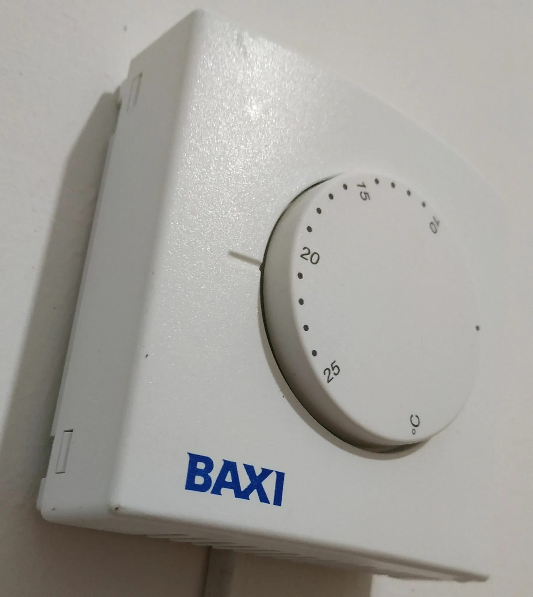 Комнатный термостат baxi. Терморегулятор Baxi khg71408691. Термостат комнатный механический Honeywell NTL 1000. Механический термостат для бакси. Комнатные термостаты Baxi Roca tm1.