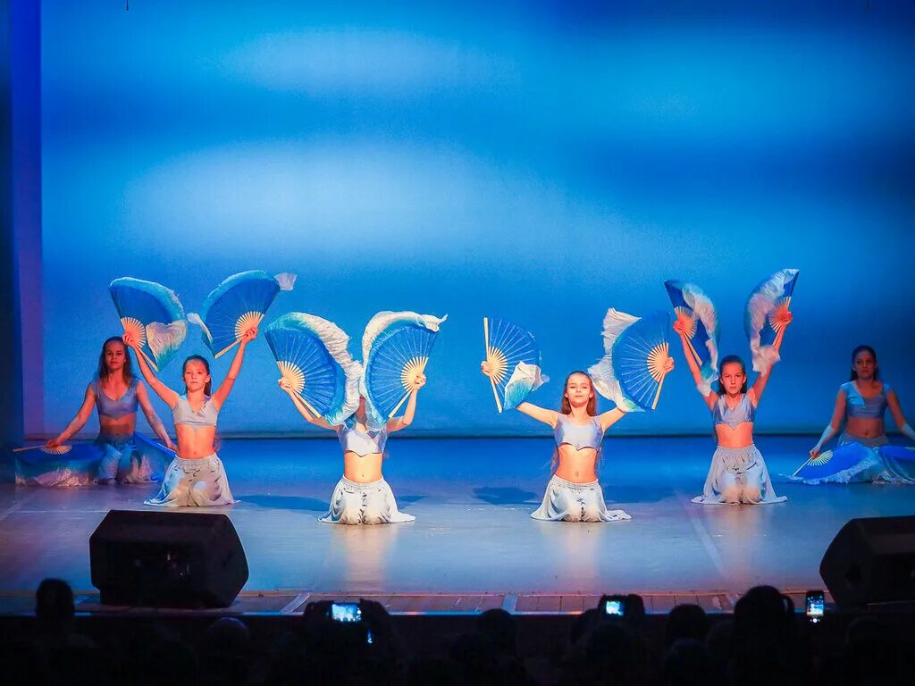 Splash сенсация коллектив. долгопрудный хореографический ансамбль сенсация. танцы долгопрудный. танцы долгопрудный. форма танцевальная студия.