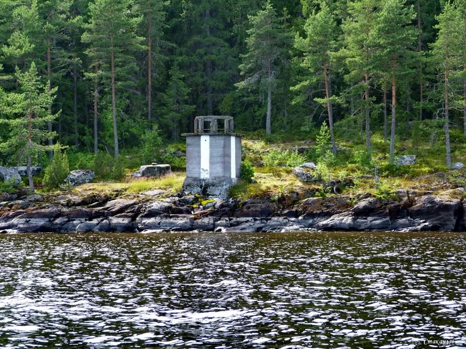 Маяк сортавала. Ладожские шхеры остров Кильпола. Шхеры Ладога Лахденпохья. Усадьба Кильпола Карелия. Питкяранта шхеры.