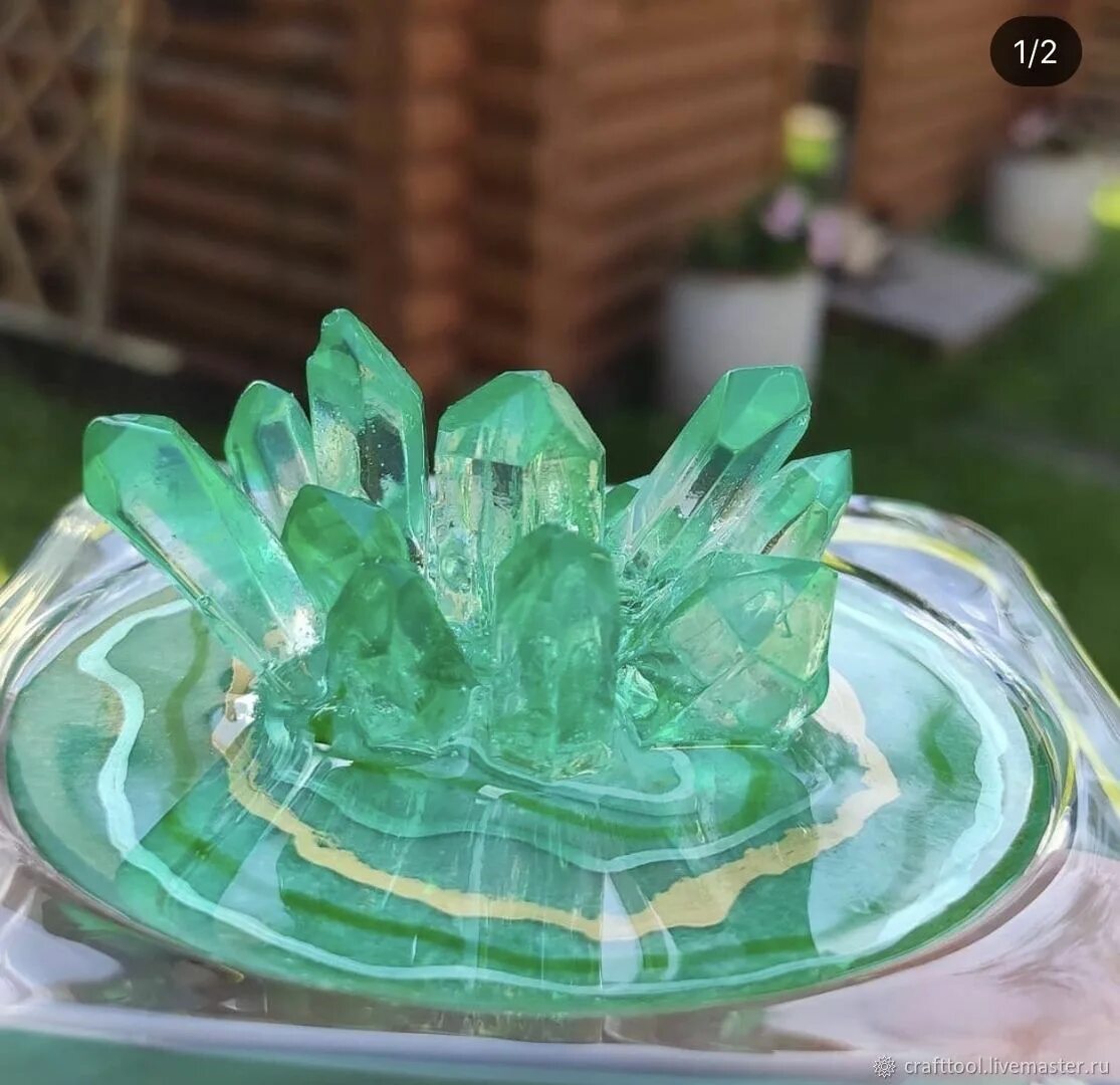 изделия из пластмассовых бутылок. цветы из пластиковых бутылок. композиции из эпоксидной смолы. прозрачные поделки. изделия из эпоксидной смолы.