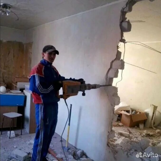 Как демонтировать стену