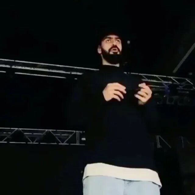 самосохранение военнослужащих. бравировать это простыми словами. за браваду топил. смысл слова бравада. бравада это.