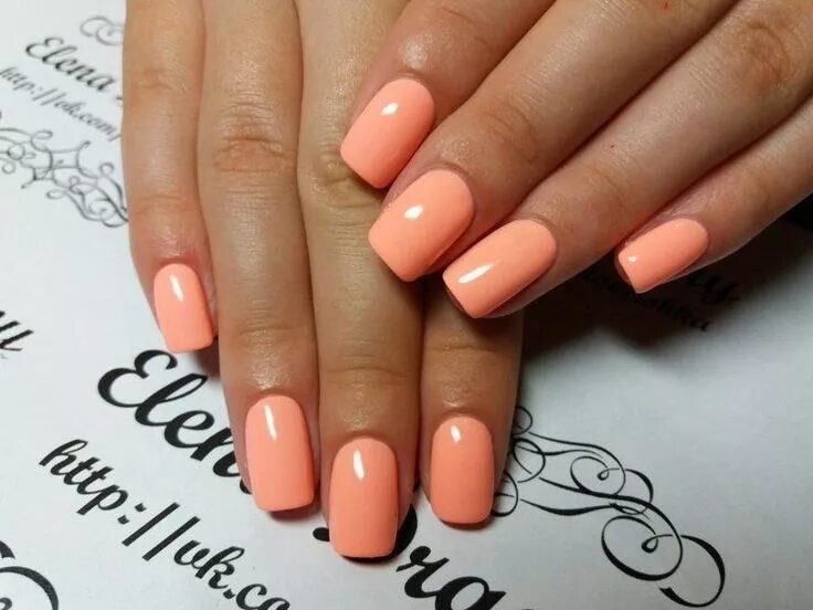 50 красивых фото персикового маникюра