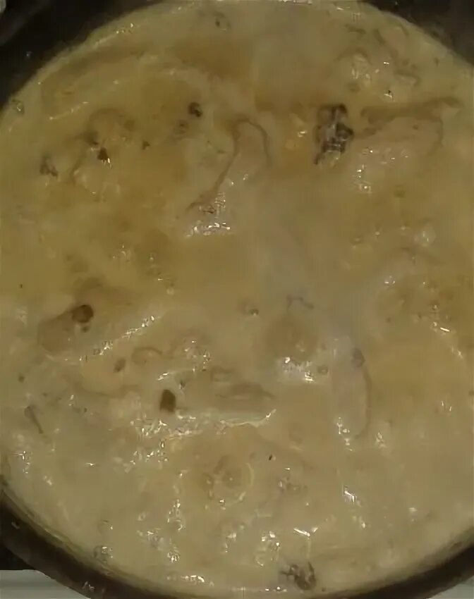 Бефстроганов из курицы с грибами со сливками. Бефстроганов из куриного филе со сметаной. бефстроганов из курицы со сметаной в мультиварке рецепт классический. бефстроганов из курицы в сливочном лечо.