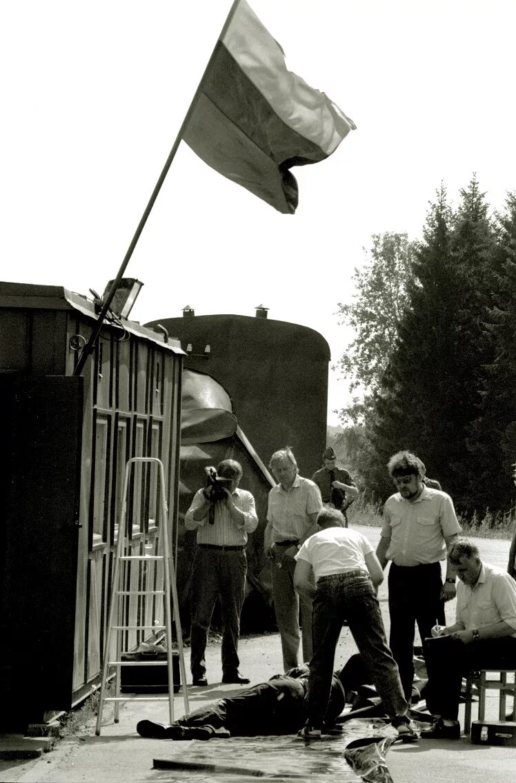 Мядининкай 1991 расстрел. Мядининкай мемориал. Расстрел таможни в Мядининкае. 1991 Год. Нападение на литву