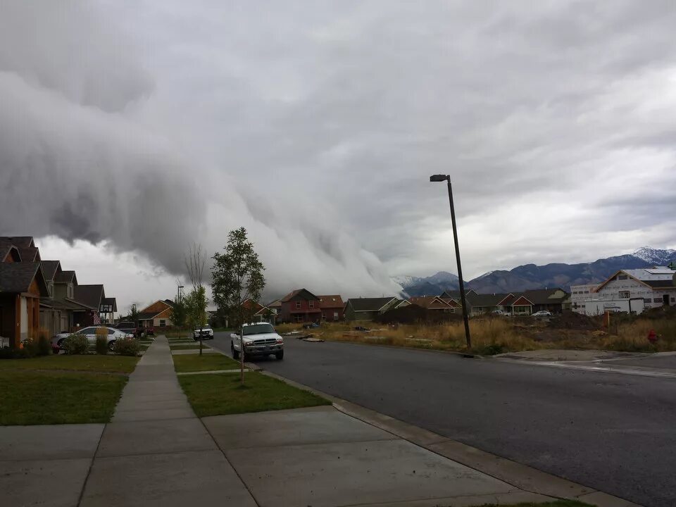 Облако спустилось на землю. Штат Монтана жители. Аномальные природные явления. Редкие природные явления США Массачусетс.