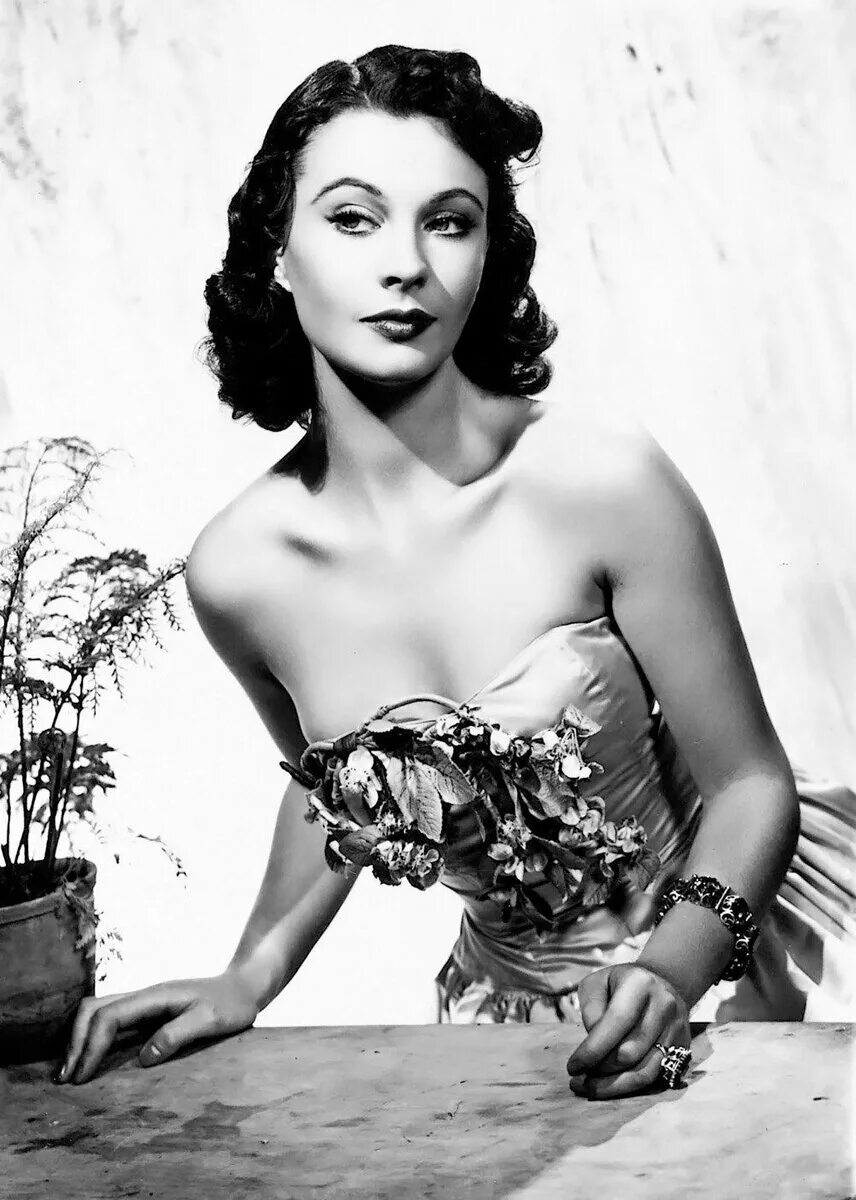 Вивьен ли почему ли. Вивьен ли. вивьен ли - vivien leigh. vivien leigh в молодости. вивьен ли фотосессии.