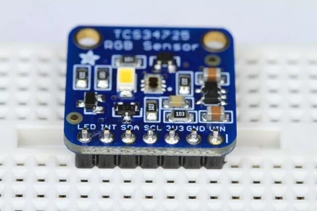 Adafruit sensor h. Датчик цвета ардуино. ардуино color sensor. ардуино датчик света 3200. инфракрасный датчик цвета ардуино.