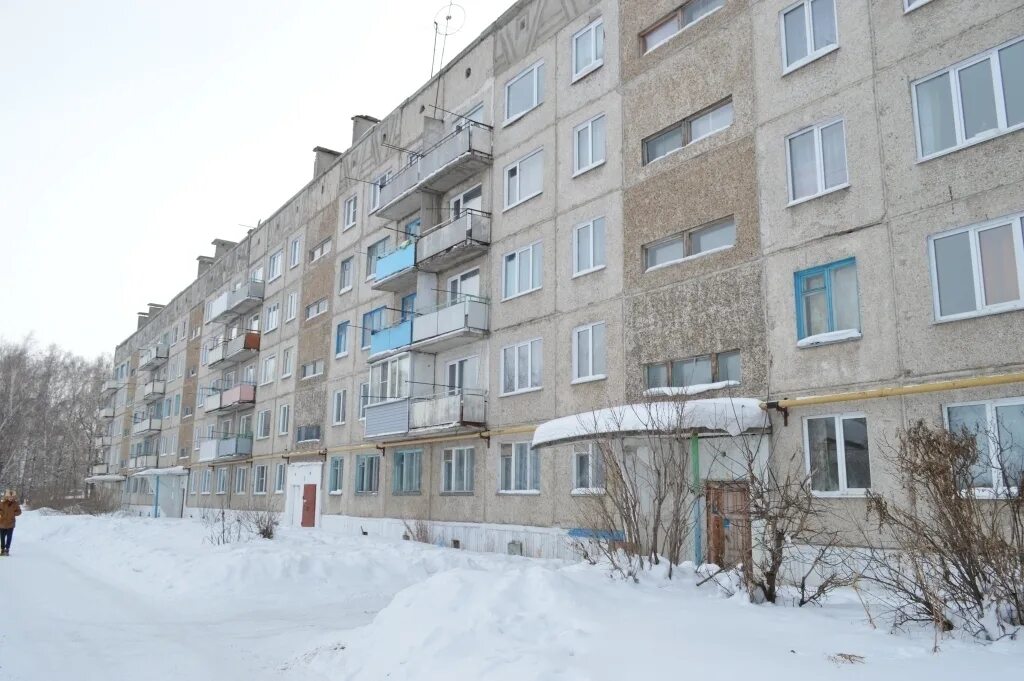 Квартира в селе первомайское. Пархоменко 14 новосибирск. Квартира 2+1. Комсомольская 26а первомайский. Село первомайское томская.
