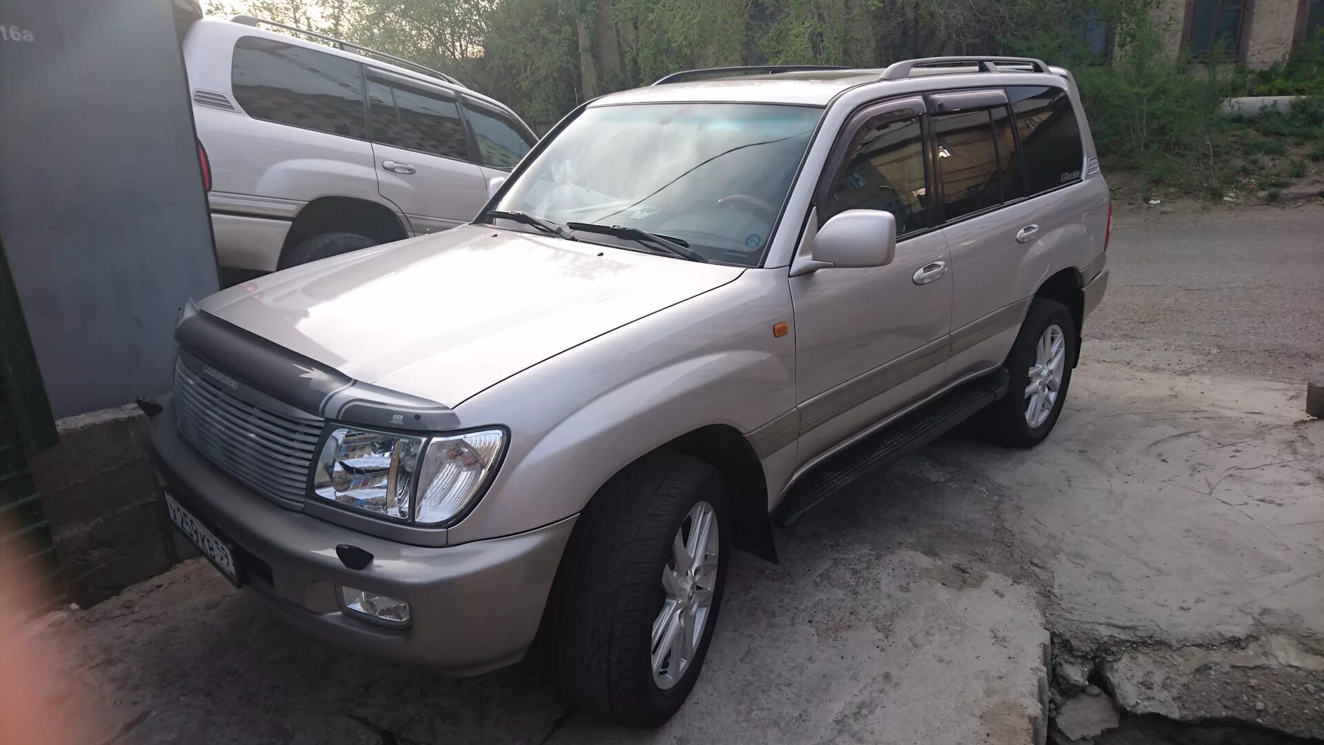Toyota land cruiser 100 2010. Тойота ленд крузер 100 черный. Авто крузер 200. 2 дизель. Toyota land cruiser 100 4.